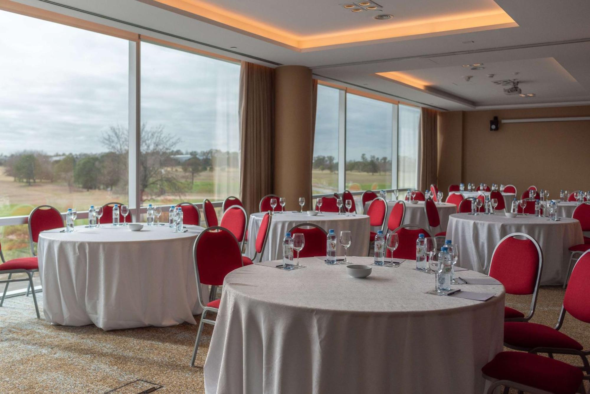 Hotel Hilton Pilar